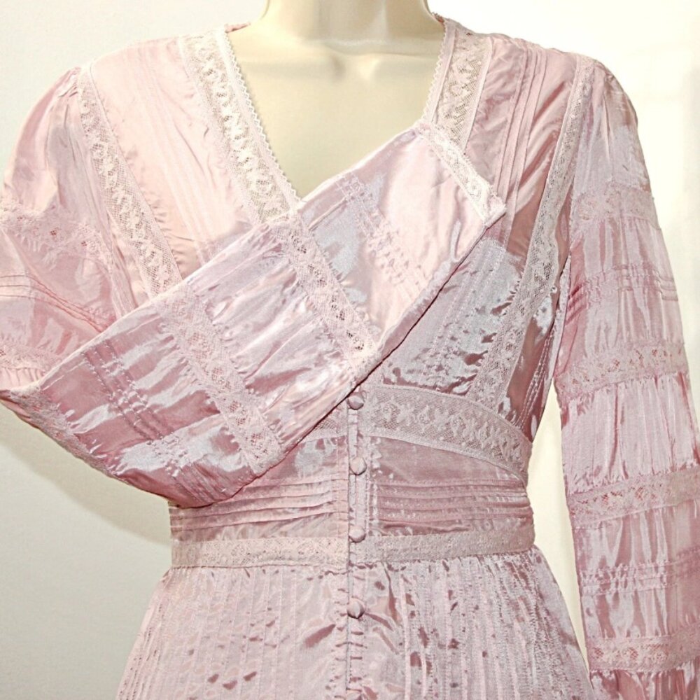 LoveShackFancy Ellitia Victorian Lace Buttoned Maxi Dress in Light Lilac 2  $695 - Picture 11 of 16